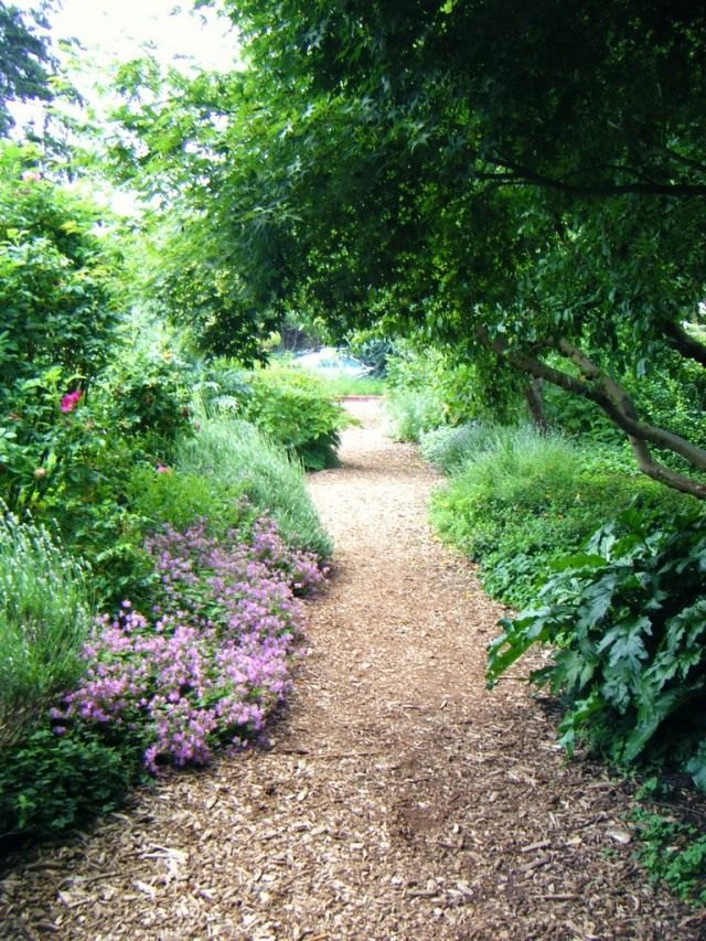Садовая дорожка (Garden path) Садовая дорожка (Garden path)