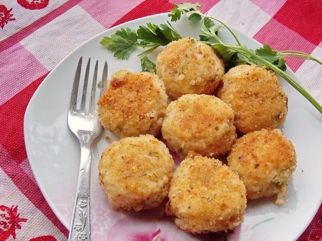 Котлеты из сельдерея с рисом Котлеты из сельдерея с рисом