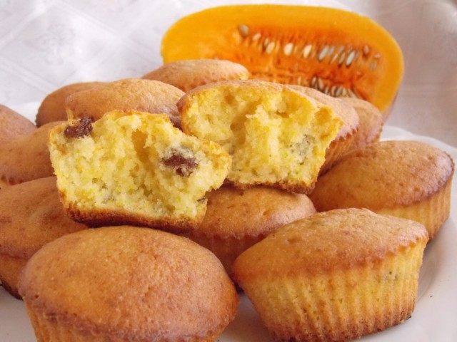 Тыквенные кексы с изюмом Тыквенные кексы с изюмом