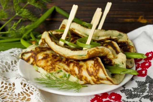 Блины с зелёным луком Блины с зелёным луком