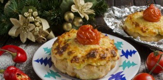 Котлеты с топингом и помидорами черри в духовке