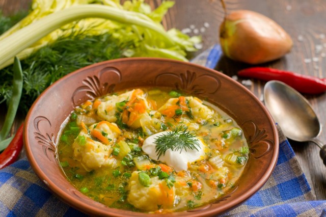 Рыбный суп с картофельными клёцками Рыбный суп с картофельными клёцками