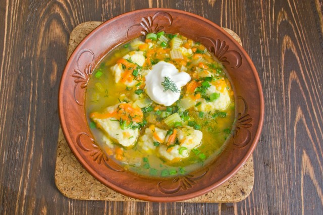 Рыбный суп с картофельными клёцками готов! Рыбный суп с картофельными клёцками готов!