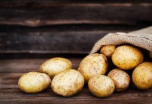 7 способов выращивания картошки, которые увеличат ваш урожай