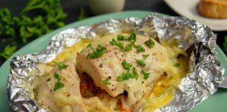 Фаршированная куриная грудка в сливках